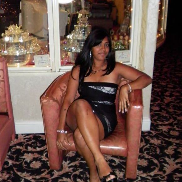 Meet your Posher, Amelia - Picture 1 of 1